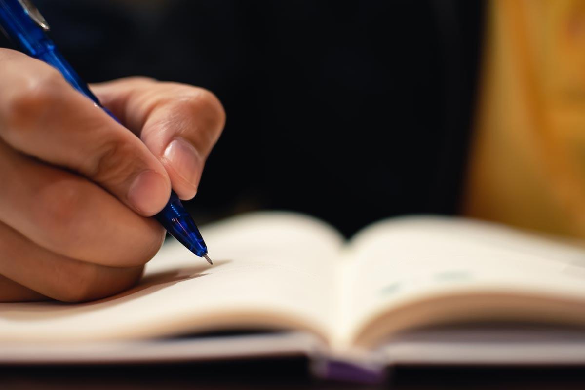 schreibe-ein-buch-thk-verlag