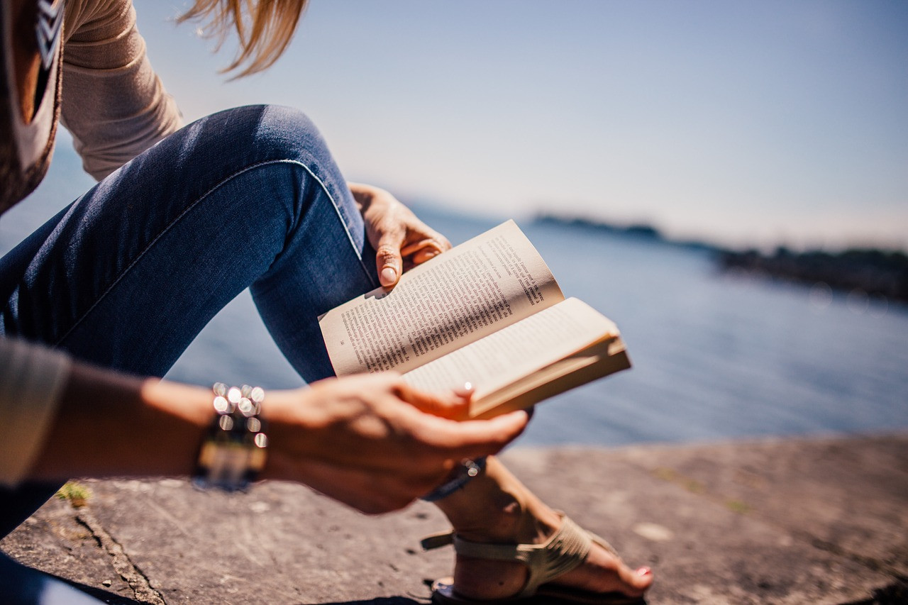 reading-g98049f95e_1280