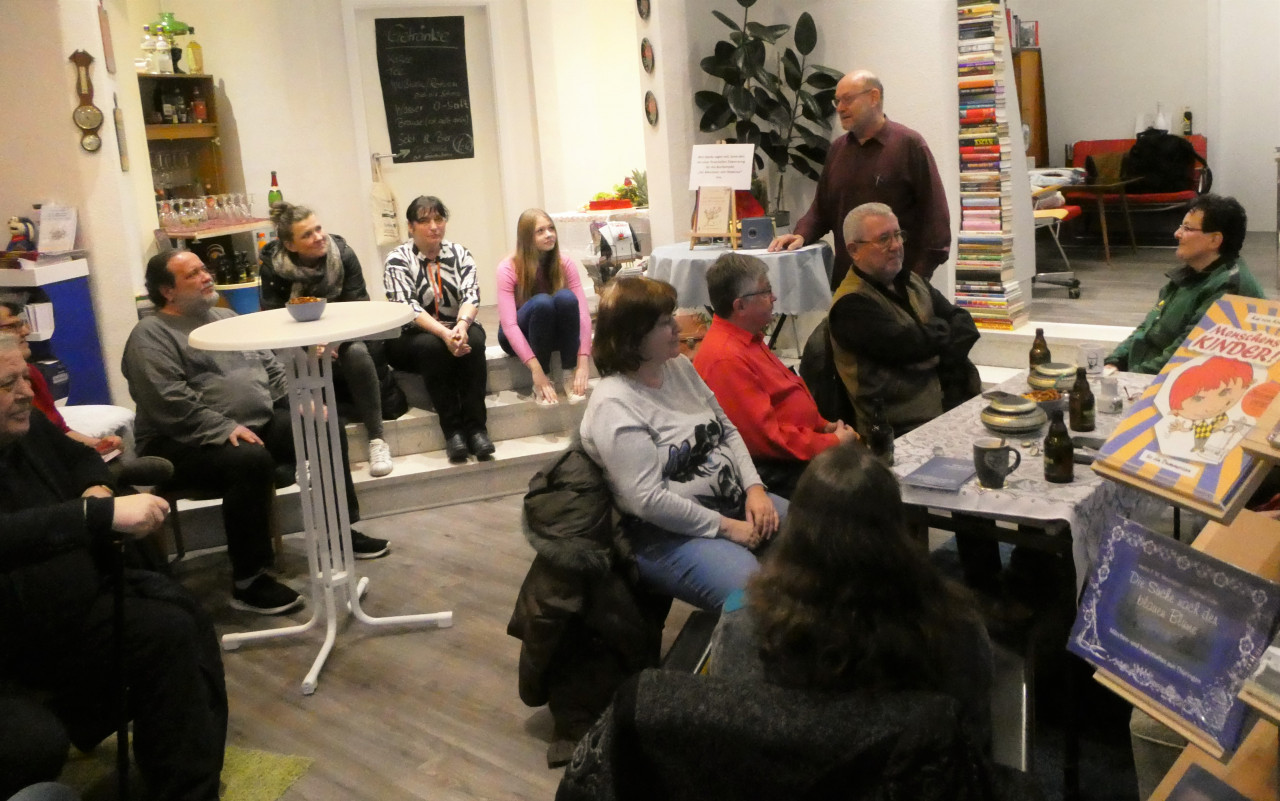 b2ap3_large_Empfang-2-Jahre-Lesetref_20240223-103427_1 THK Verlag | Zwei Jahre Arnst&auml;dter Buchkombinat (ABK):        
Eine Feier der Literatur und Begegnung - THK-Blog